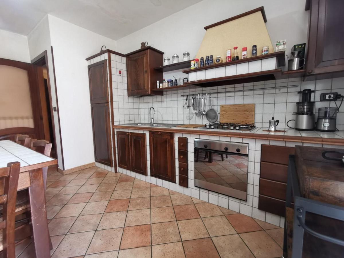 Favolosa Casa Con Terrazza, Idromassaggio, Cortile E Garage Auto Каровиньо Екстериор снимка