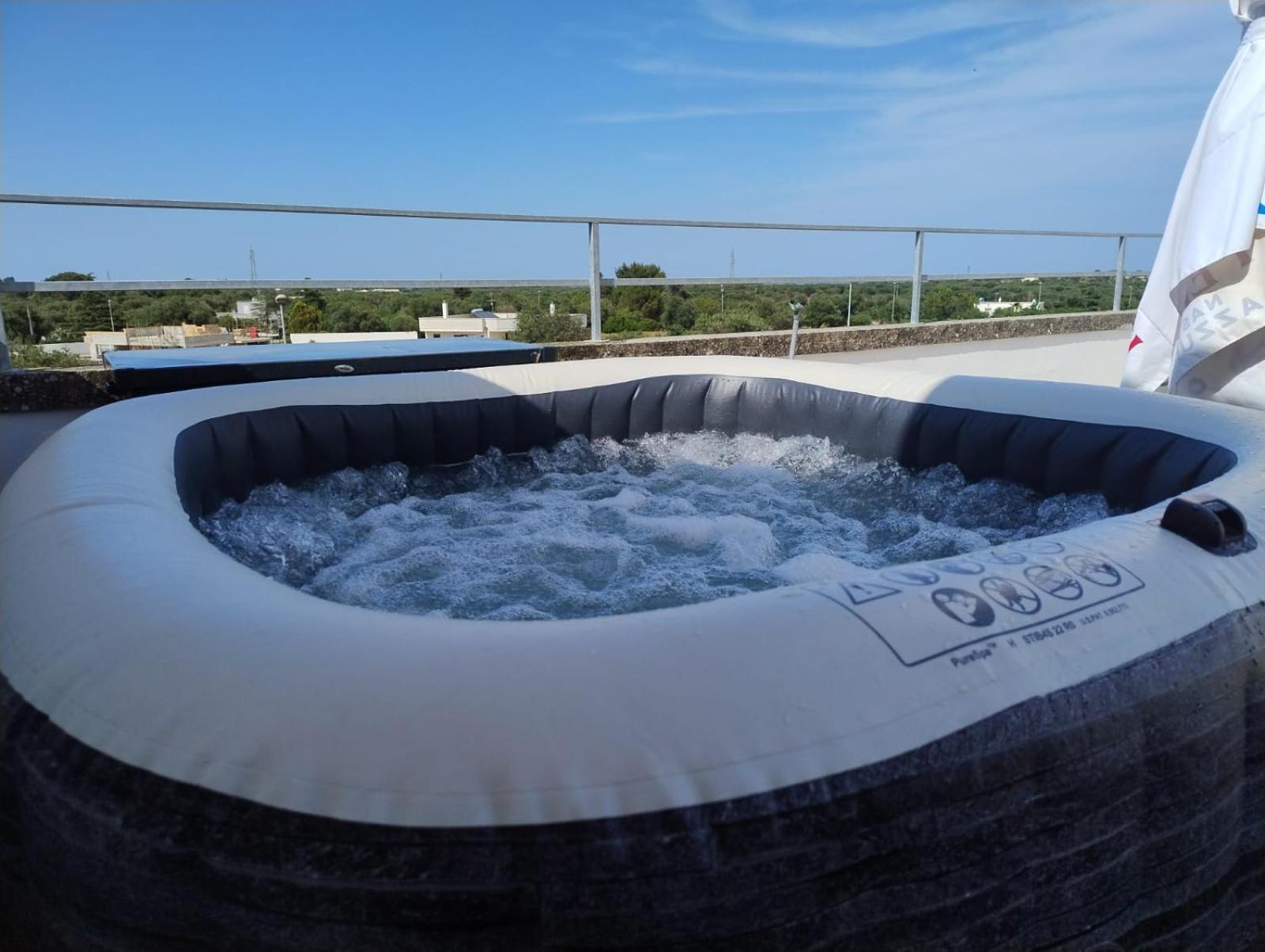 Favolosa Casa Con Terrazza, Idromassaggio, Cortile E Garage Auto Каровиньо Екстериор снимка